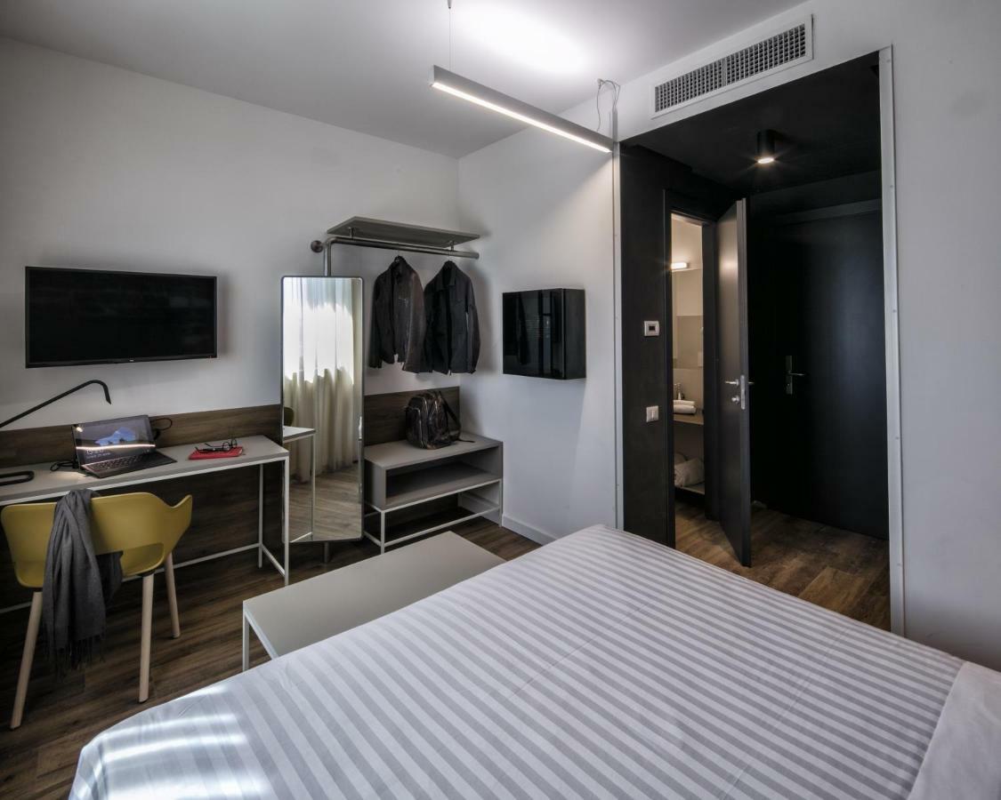 Best Western Hotel Corsi Torrimpietra Exterior photo